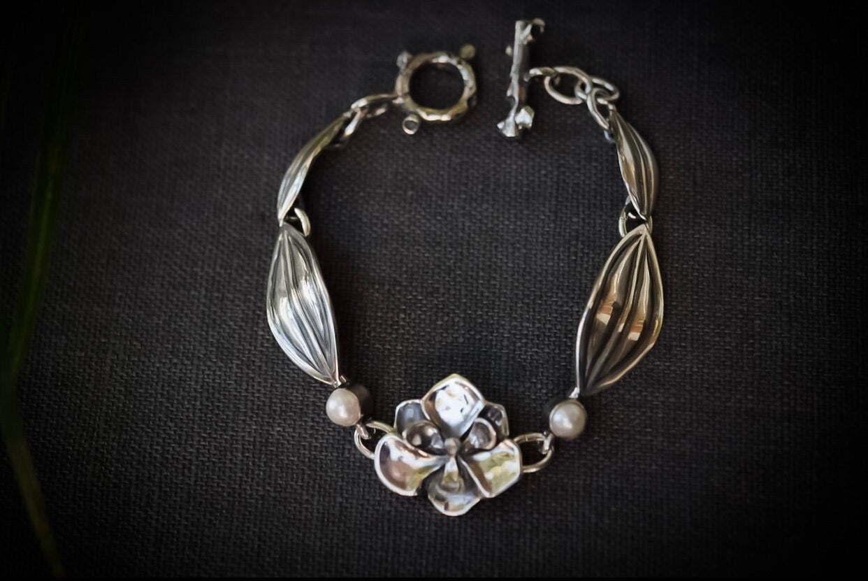 Magnolia Bracelet/ Sterling Silver/ Peridot/ Pearls