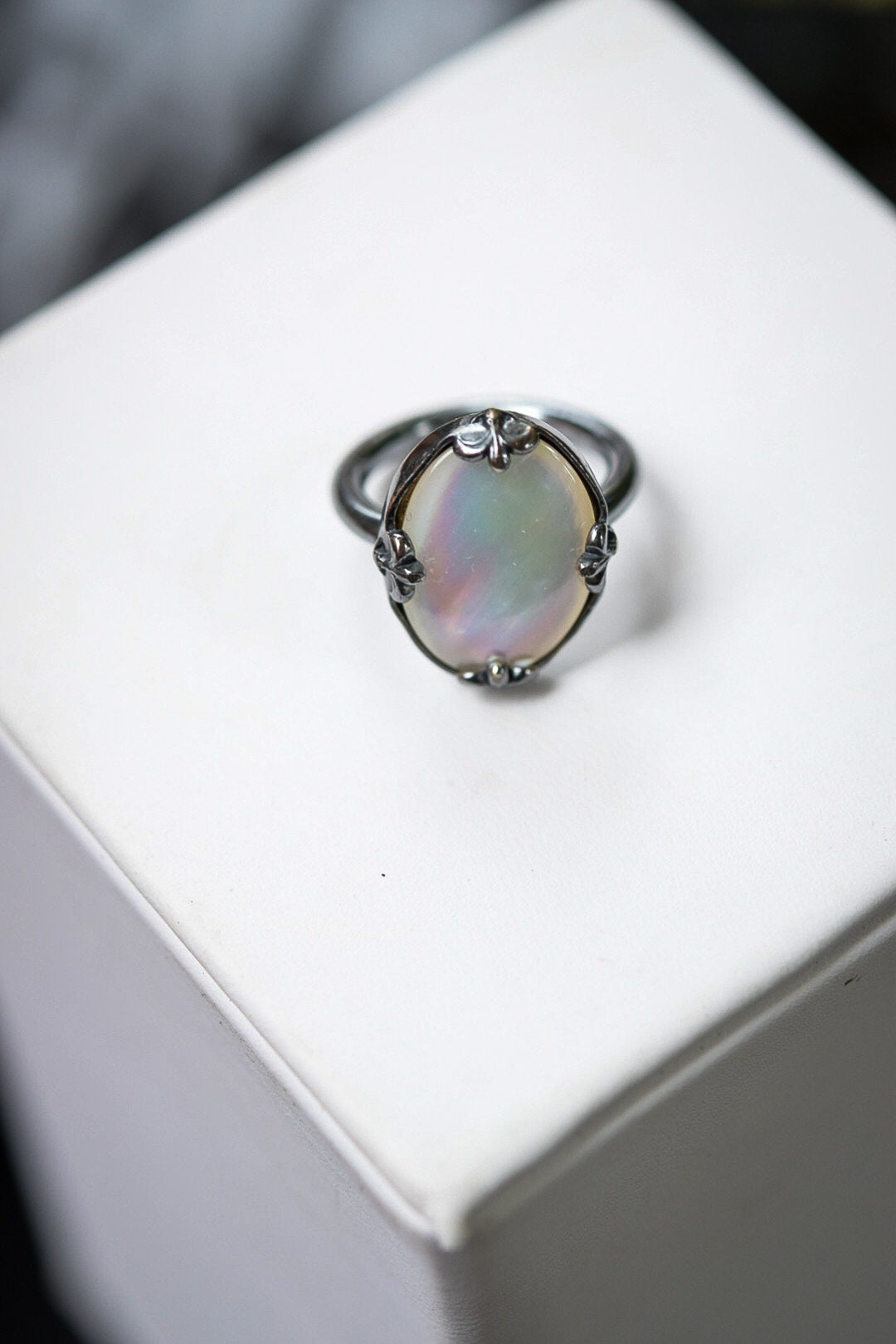 White Mother of Pearl Ring/ Sterling Silver/ Mirror, Mirror Ring/ pearlescent